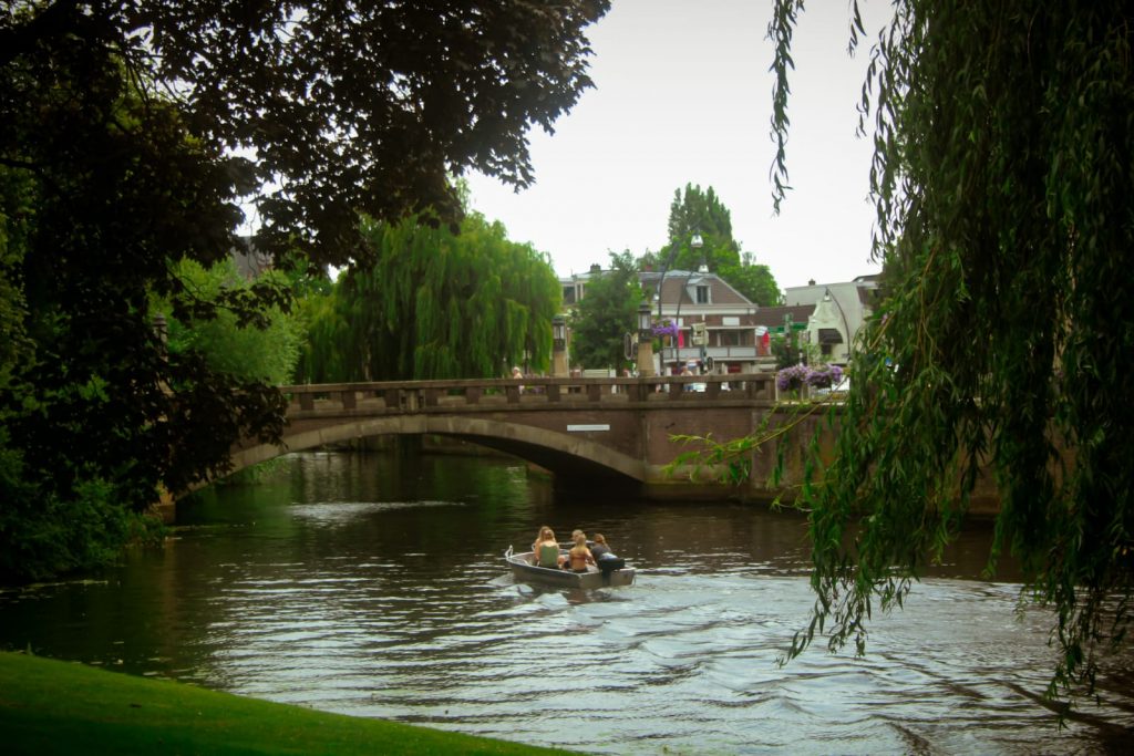 hanzestad zwolle gracht
