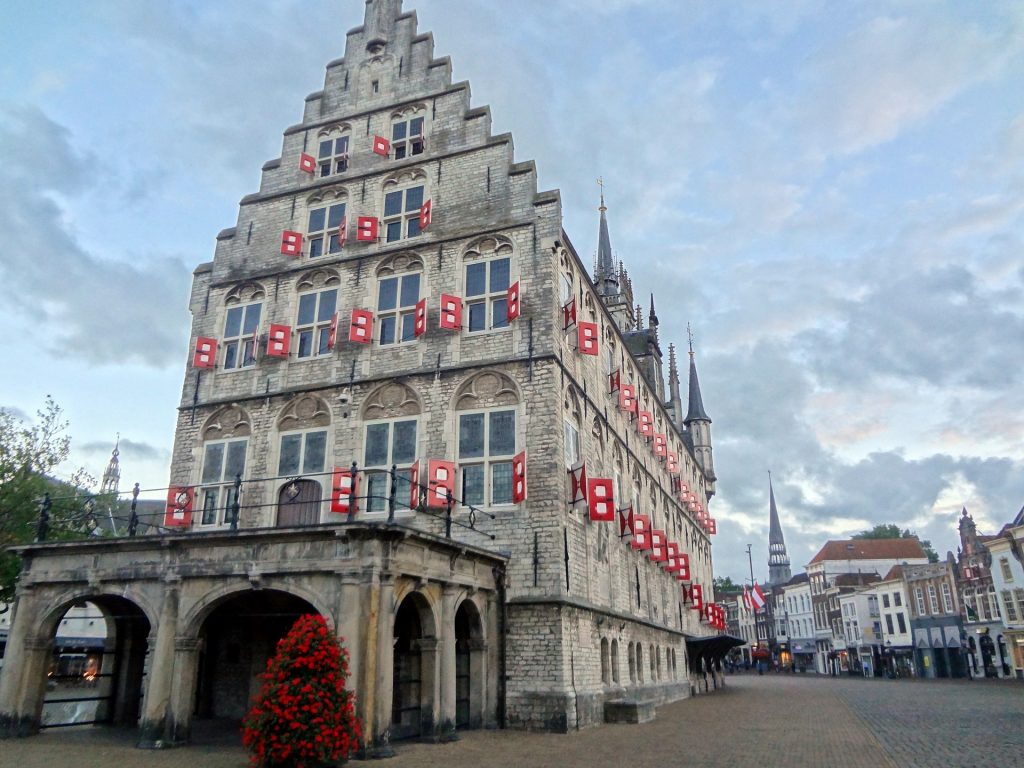 stadhuis gouda geschiedenis